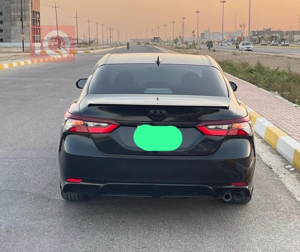 تۆیۆتا کامری